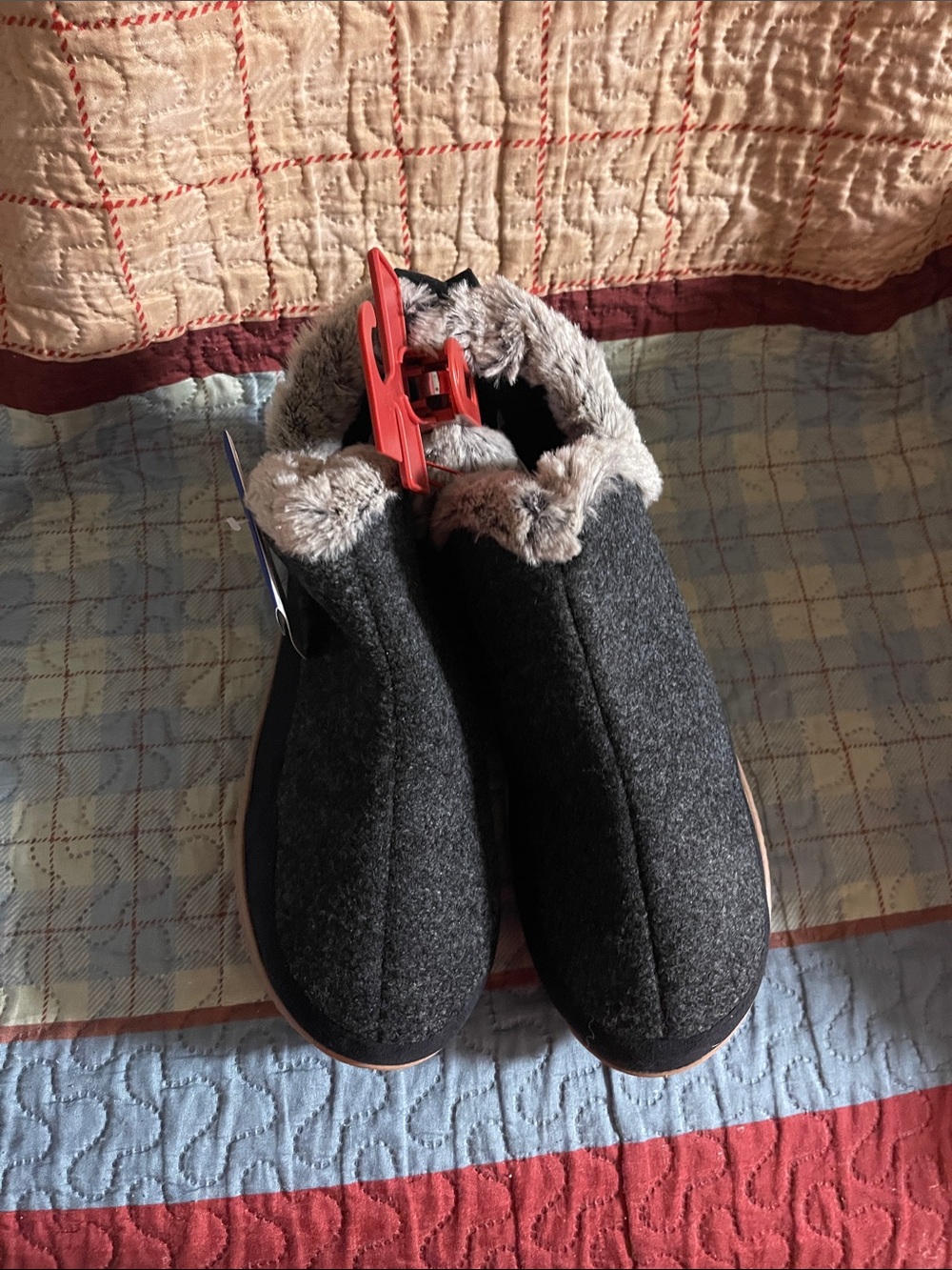 dearfoams Women's Gray Slipper Boots with Faux Fur Cuff